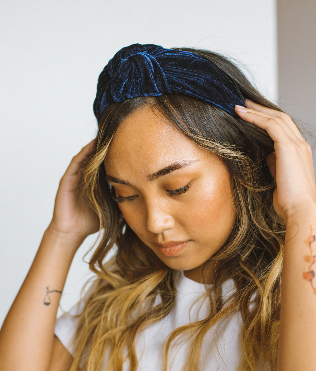 Royal Blue Mega Knot | Duplantis Hair Official display picture 1